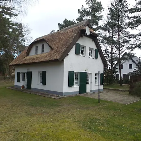 Ferienhaus Waldwinkel بيت للعطل